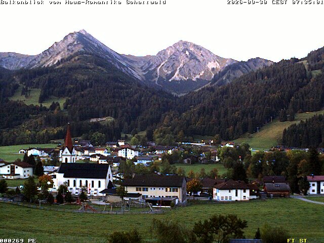 Archiv Foto Webcam Schattwald: Haus Romantika