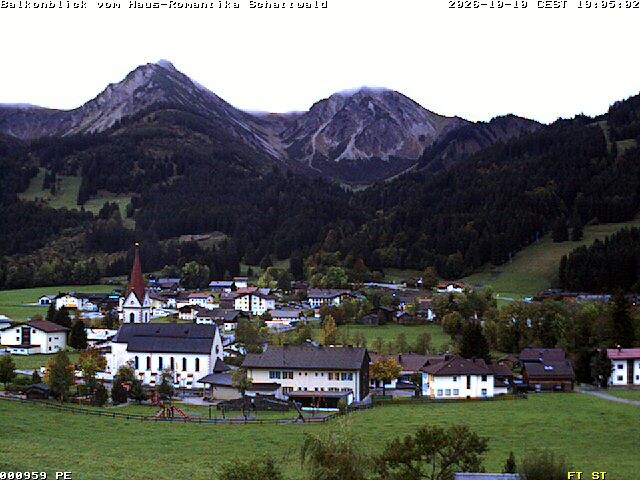Archived image Webcam Schattwald: Vacation rental Haus Romantika
