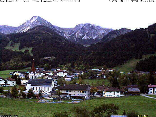 Archiv Foto Webcam Schattwald: Haus Romantika