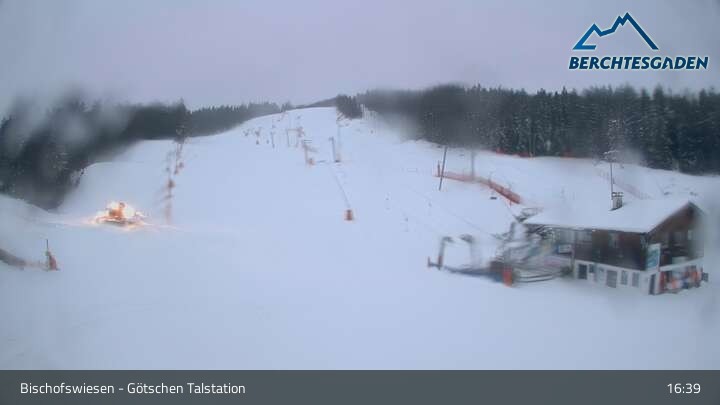 Archived image Webcam Base of Götschen