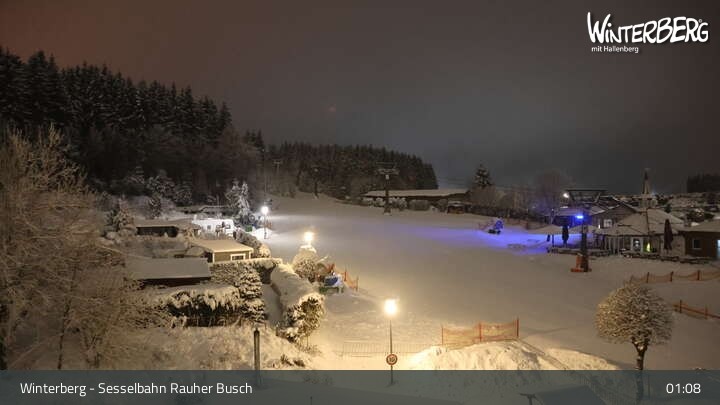 Archived image Webcam Winterberg: View chair lift "Rauher Busch"