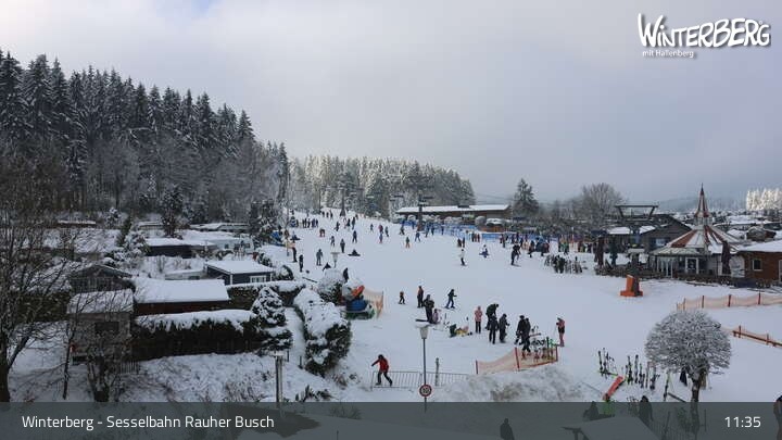 Archived image Webcam Winterberg: View chair lift "Rauher Busch"