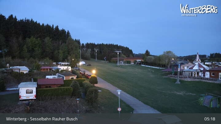 Archived image Webcam Winterberg: View chair lift "Rauher Busch"