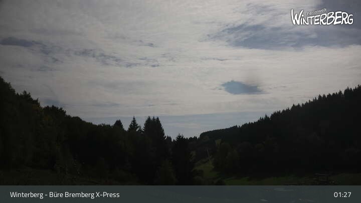 Archived image Webcam Winterberg: View chair lift Bremberg X-Press