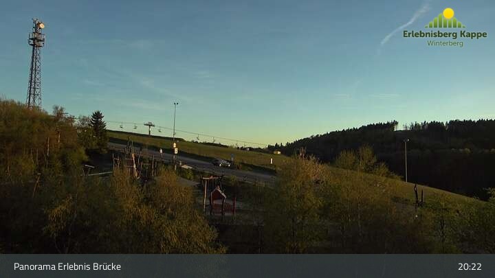 Archiv Foto Webcam Winterberg: Blick auf den Erlebnisberg Kappe