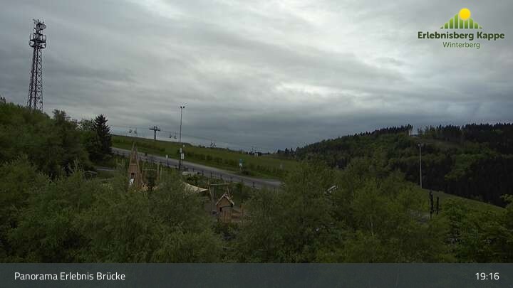 Archiv Foto Webcam Winterberg: Blick auf den Erlebnisberg Kappe