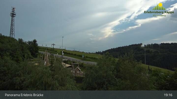 Archiv Foto Webcam Winterberg: Blick auf den Erlebnisberg Kappe