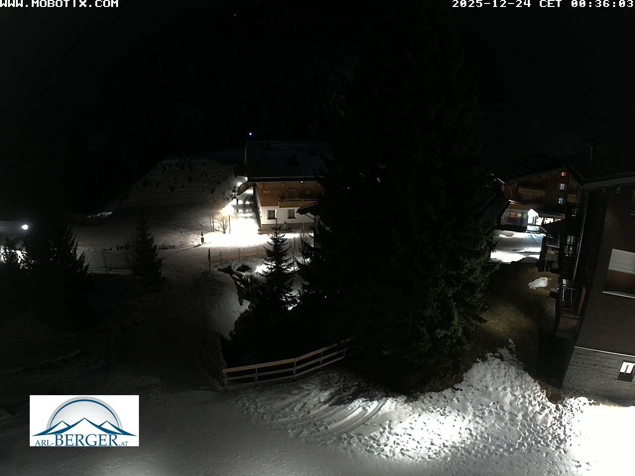 Archiv Foto Webcam Oberlech: Pension Berger