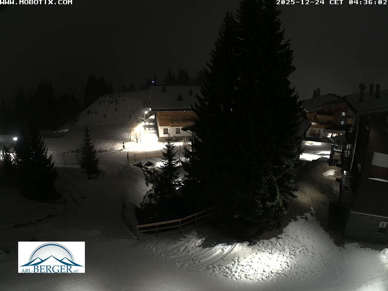Archiv Foto Webcam Oberlech: Pension Berger