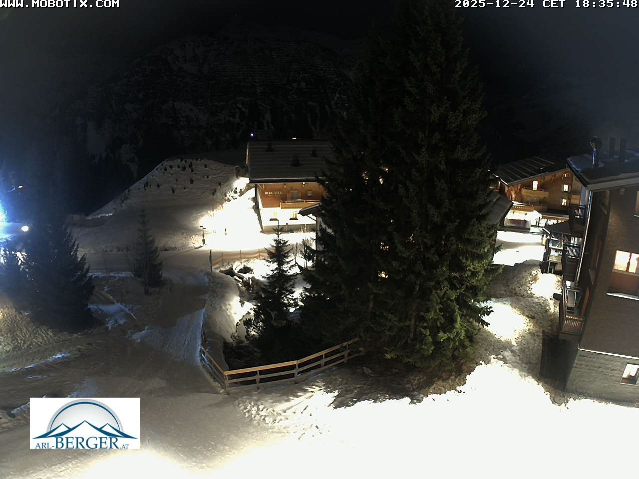 Archiv Foto Webcam Oberlech: Pension Berger