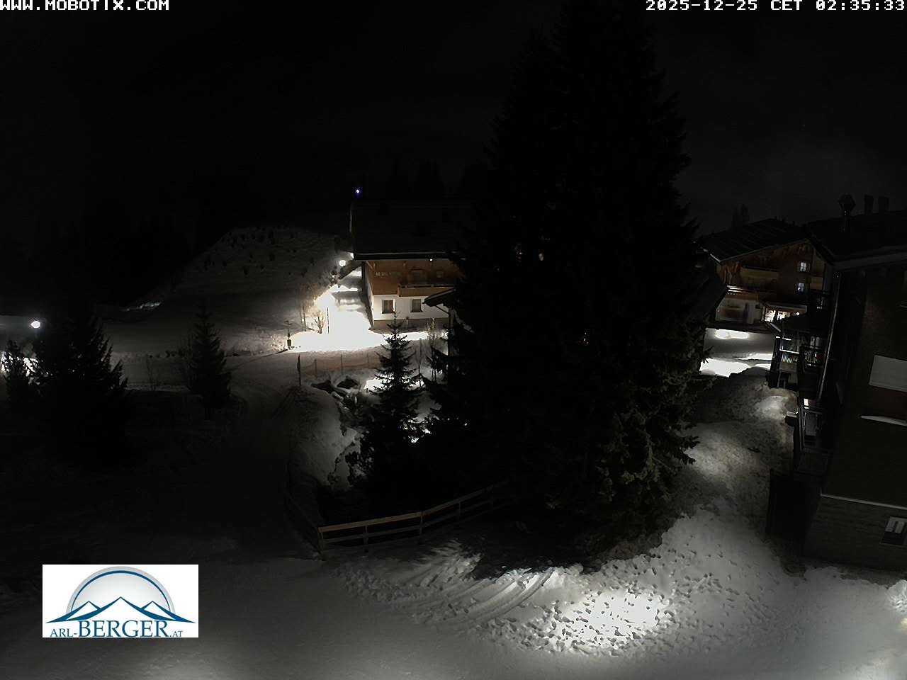 Archiv Foto Webcam Oberlech: Pension Berger