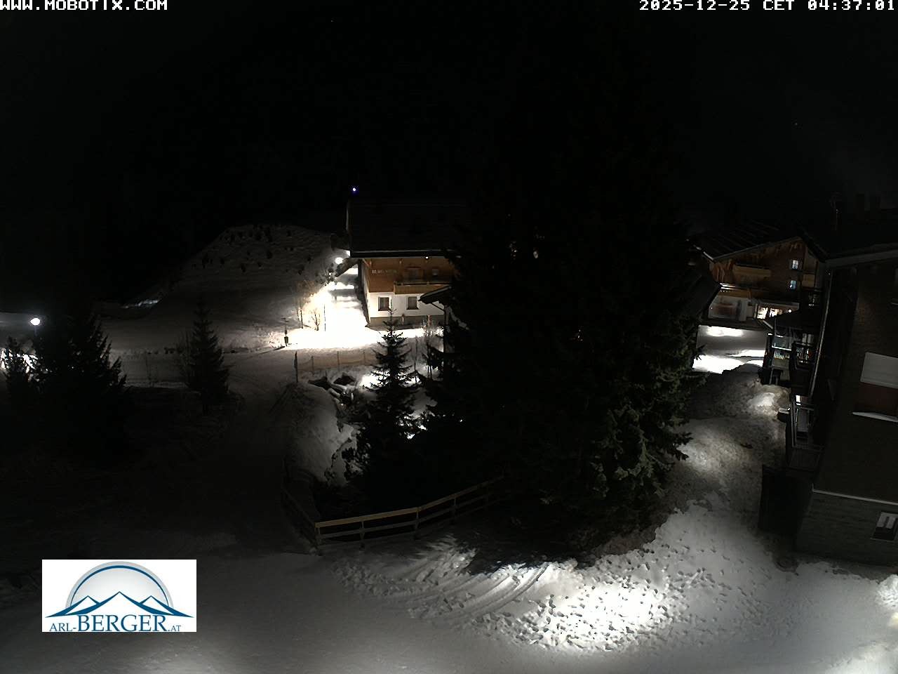 Archiv Foto Webcam Oberlech: Pension Berger