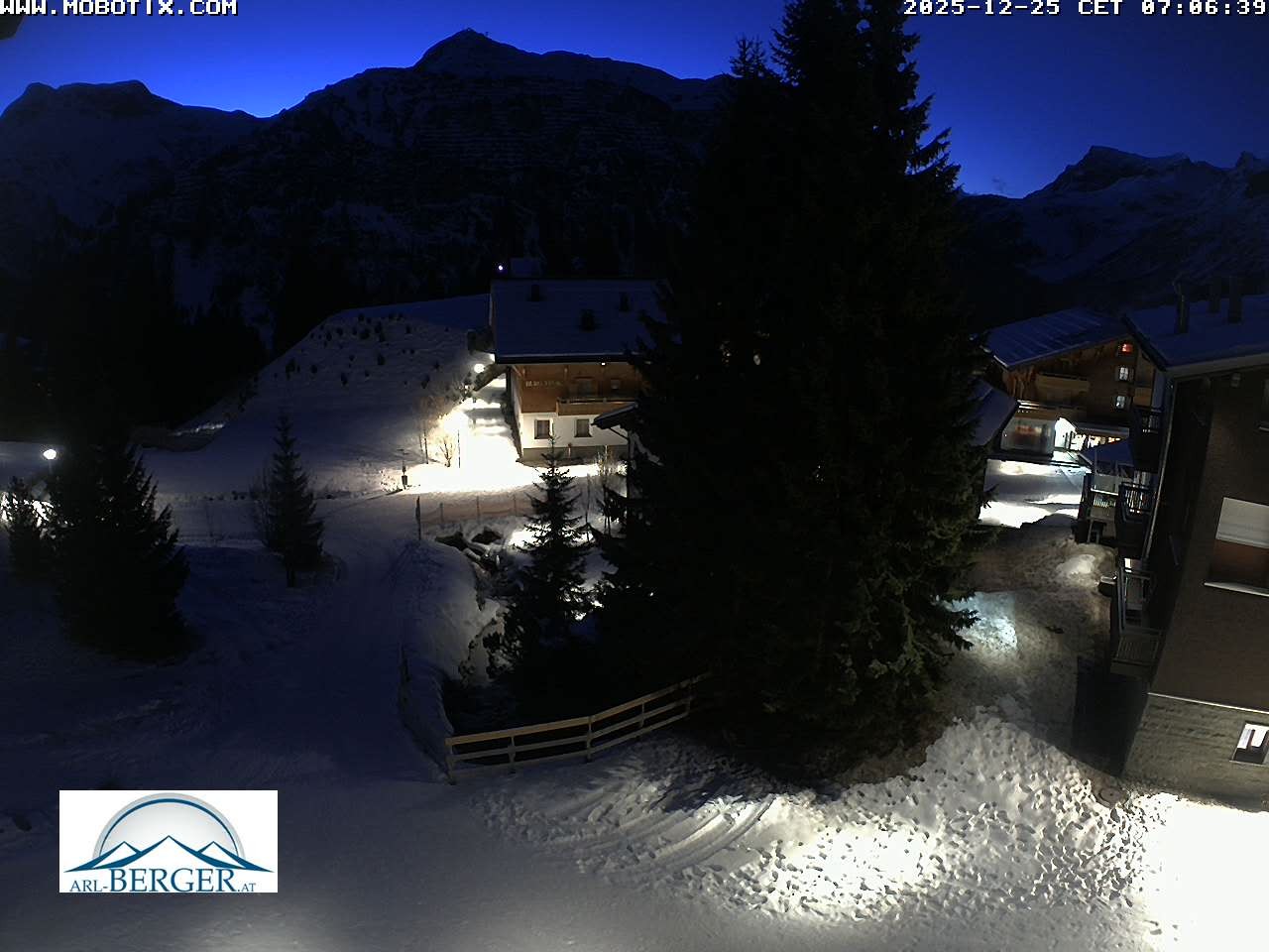 Archiv Foto Webcam Oberlech: Pension Berger