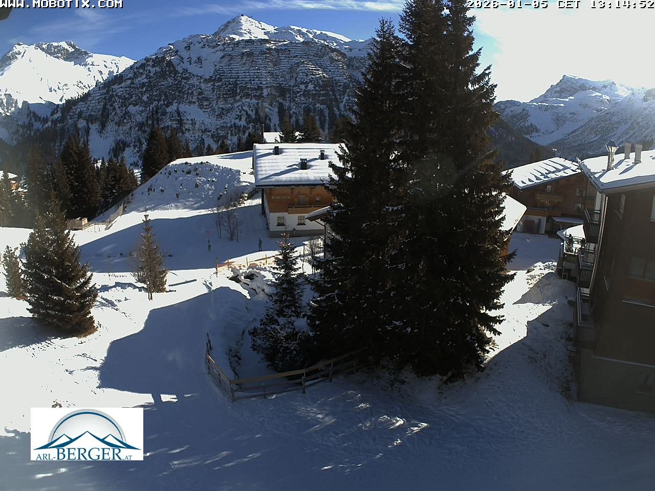 Archiv Foto Webcam Oberlech: Pension Berger