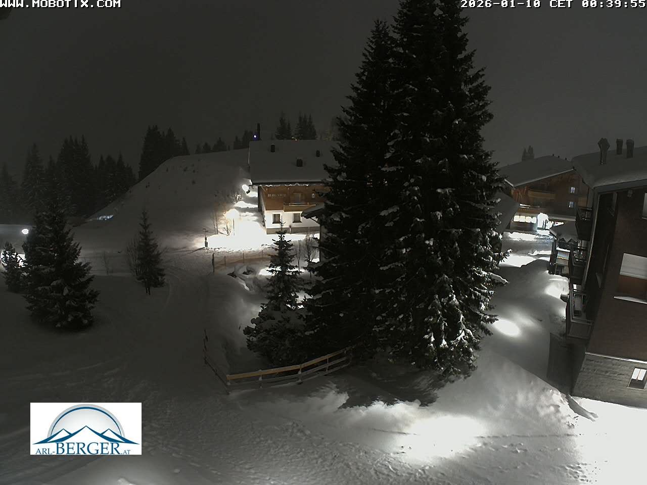 Archiv Foto Webcam Oberlech: Pension Berger