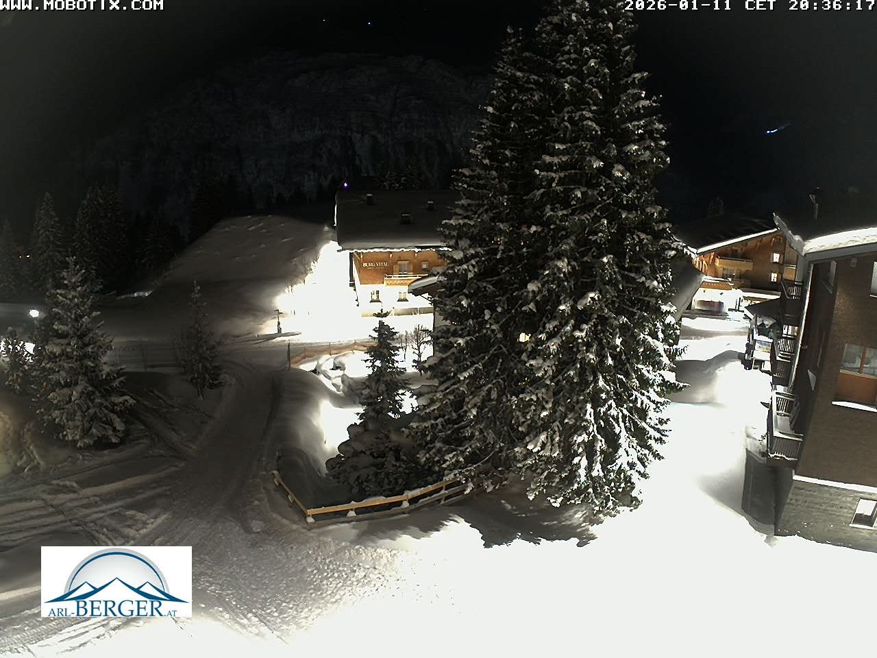 Archiv Foto Webcam Oberlech: Pension Berger
