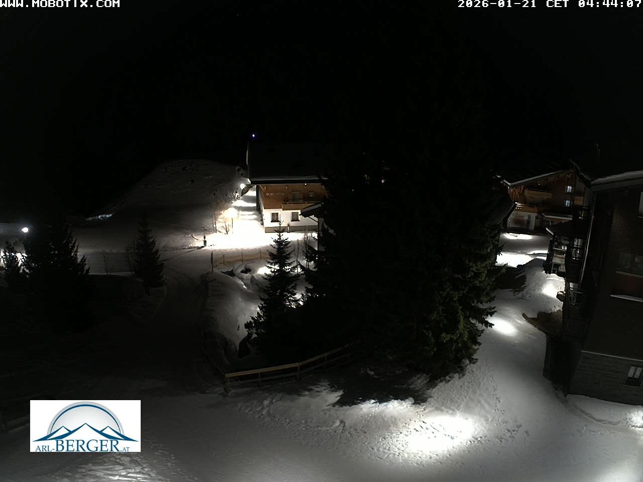 Archiv Foto Webcam Oberlech: Pension Berger