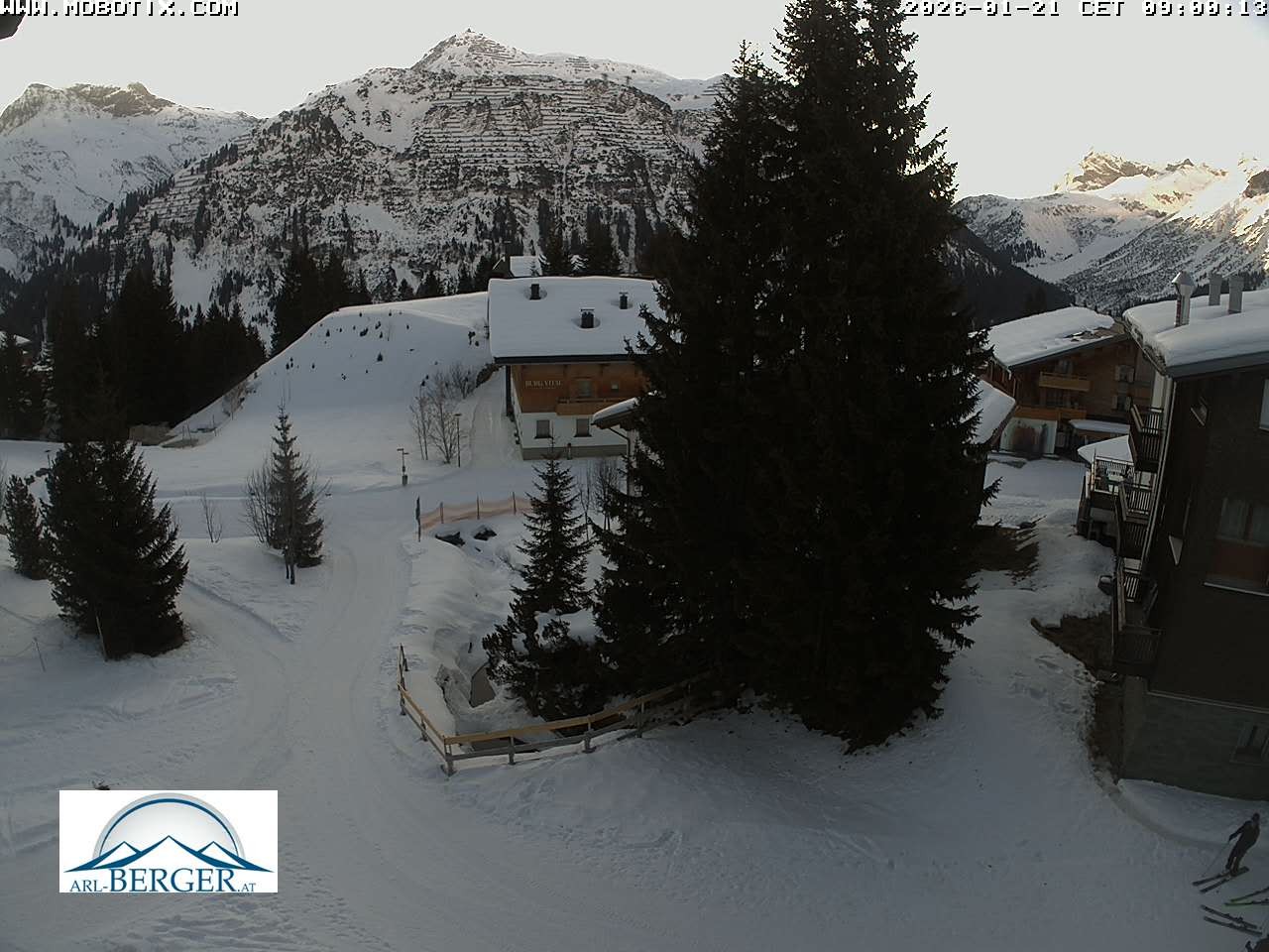 Archiv Foto Webcam Oberlech: Pension Berger