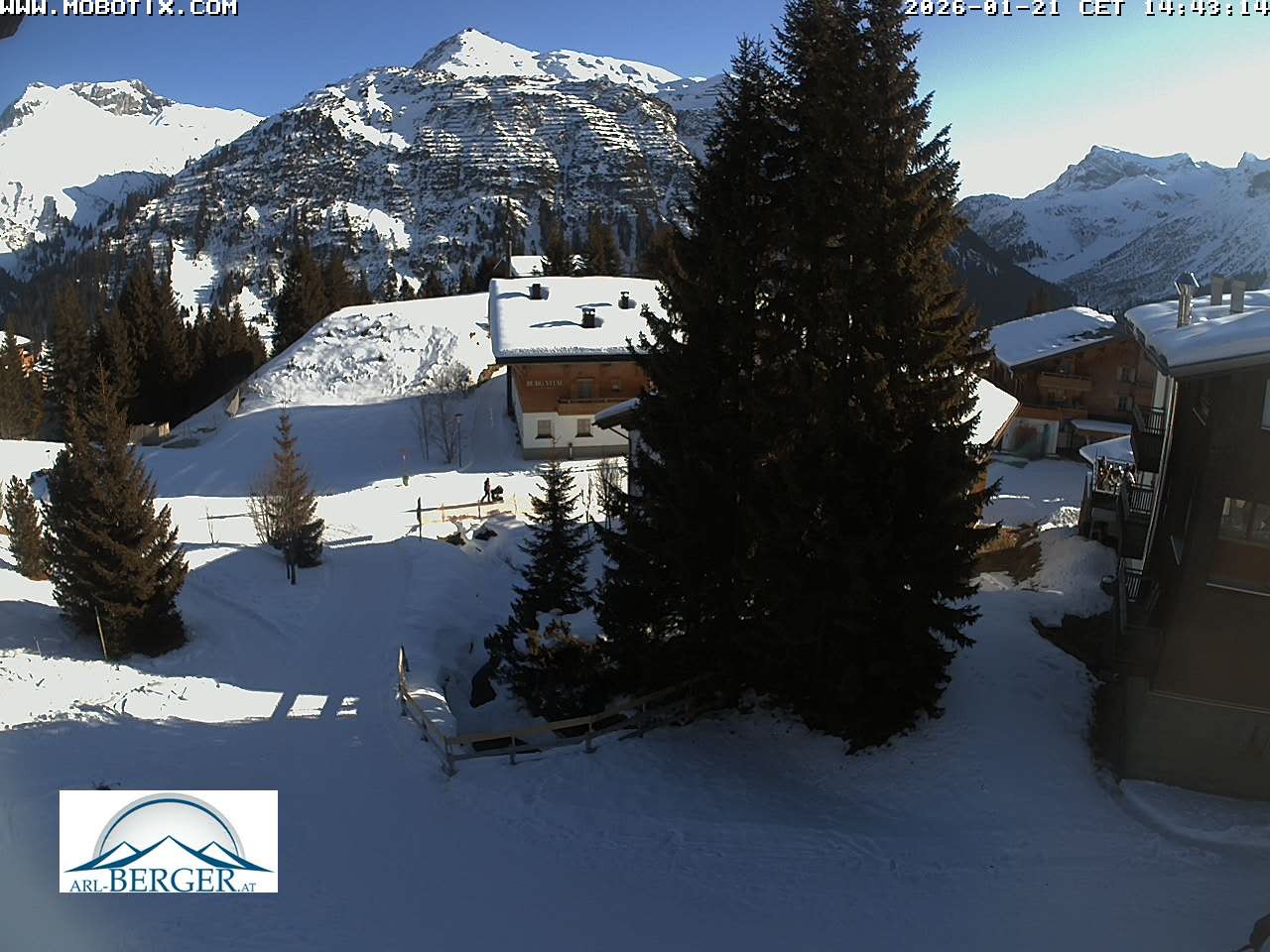 Archiv Foto Webcam Oberlech: Pension Berger