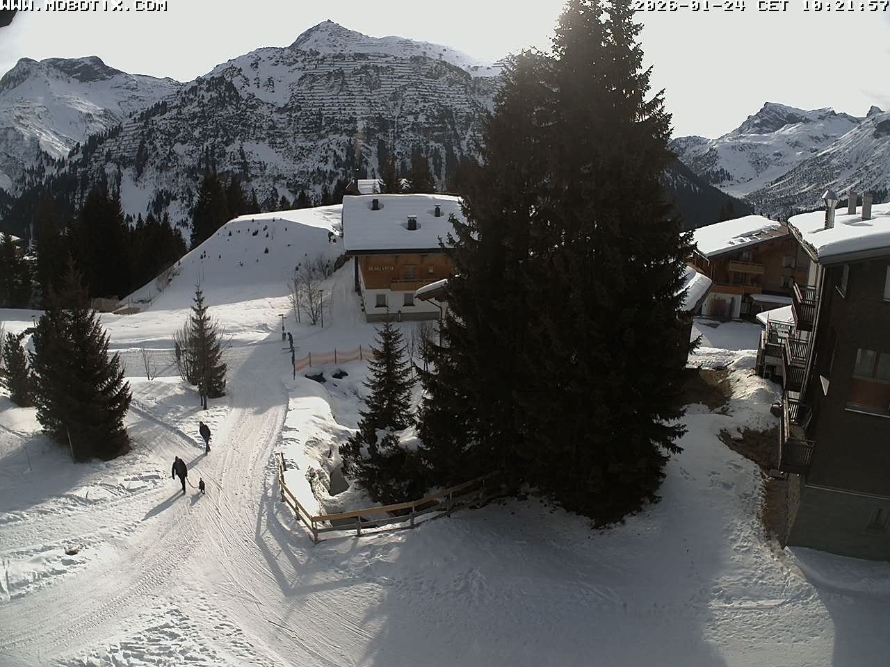 Archiv Foto Webcam Oberlech: Pension Berger