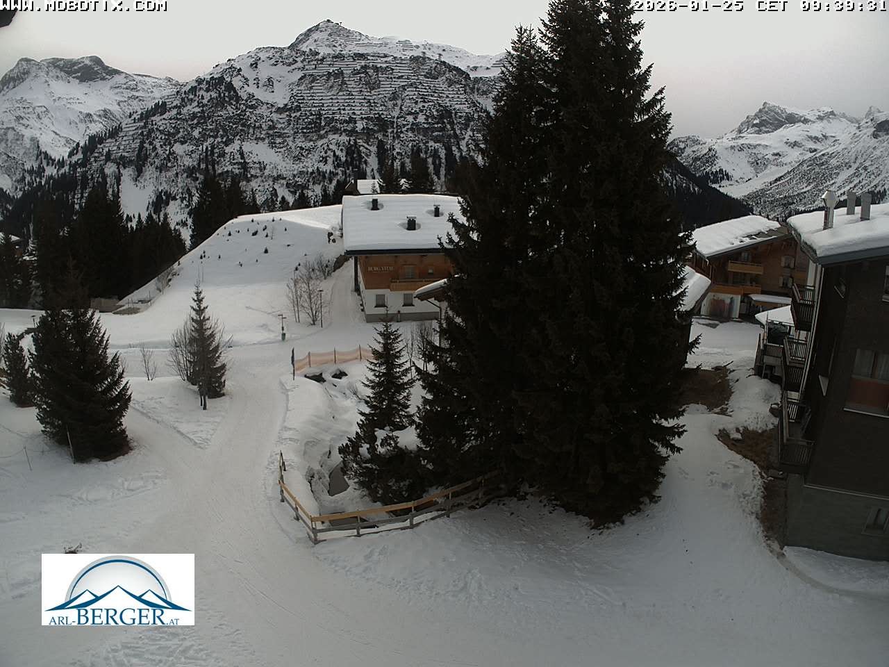 Archiv Foto Webcam Oberlech: Pension Berger