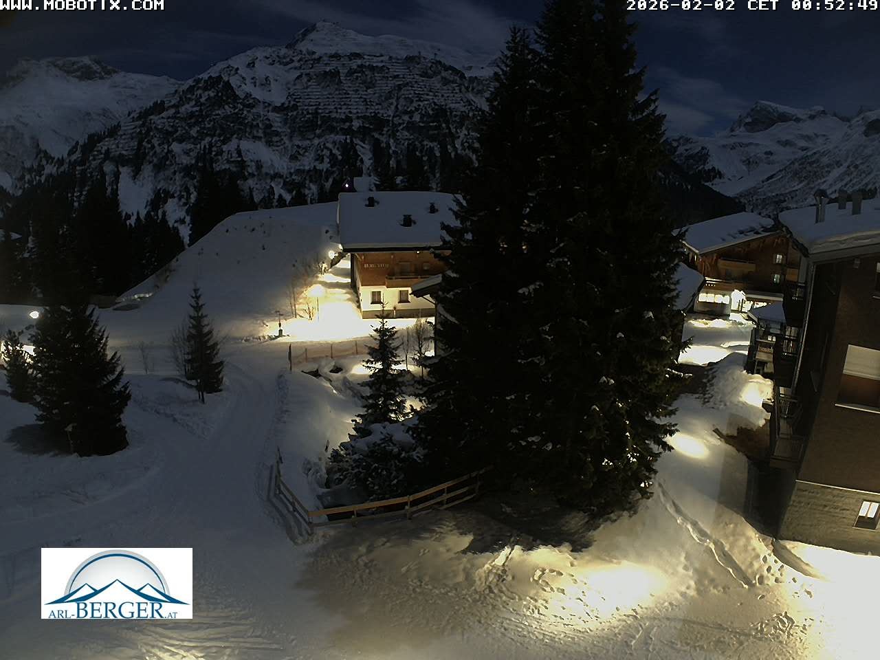 Archived image Webcam Oberlech: guest house Berger