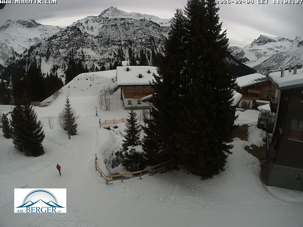 Archiv Foto Webcam Oberlech: Pension Berger