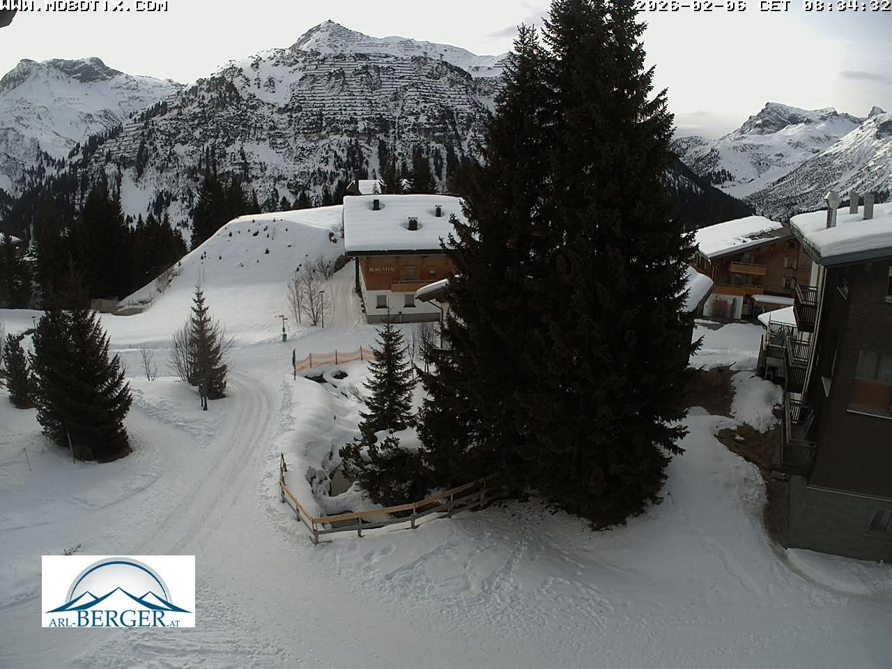 Archiv Foto Webcam Oberlech: Pension Berger