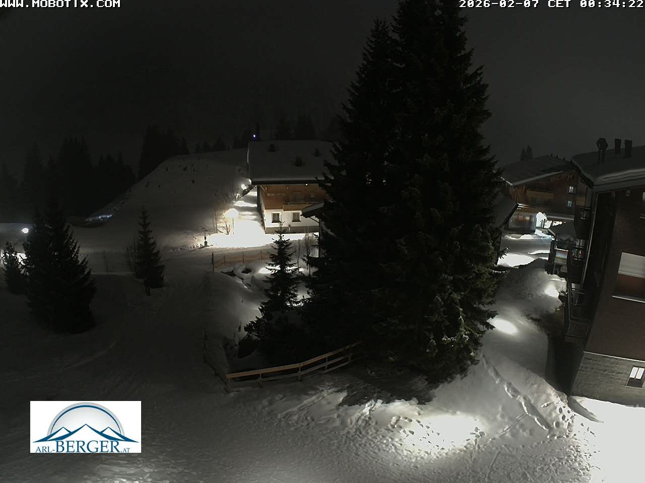 Archiv Foto Webcam Oberlech: Pension Berger