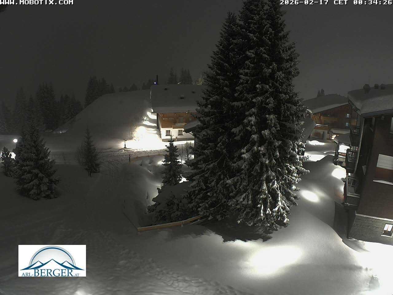 Archiv Foto Webcam Oberlech: Pension Berger