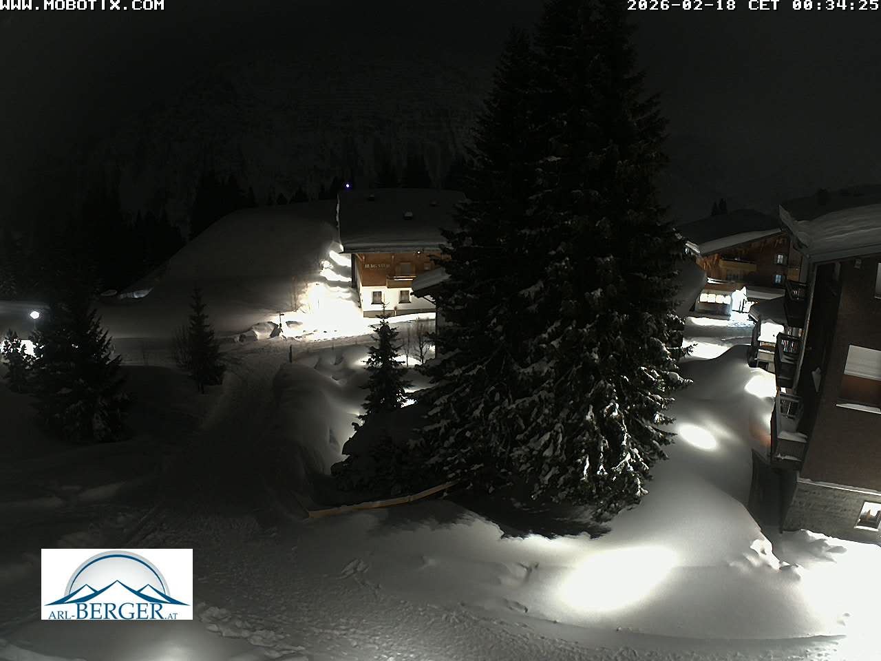 Archiv Foto Webcam Oberlech: Pension Berger