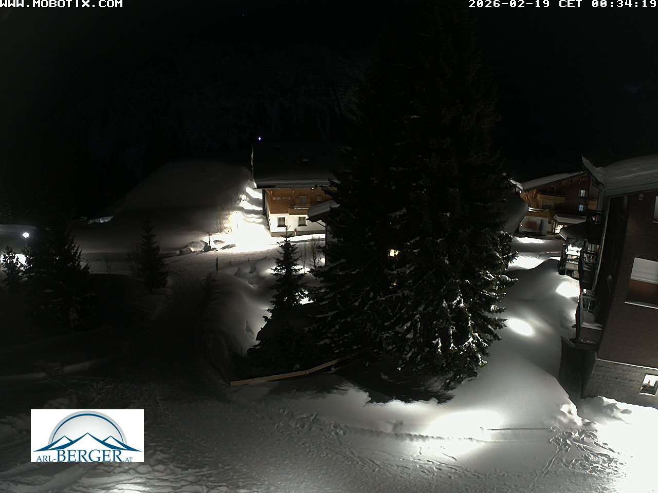 Archiv Foto Webcam Oberlech: Pension Berger