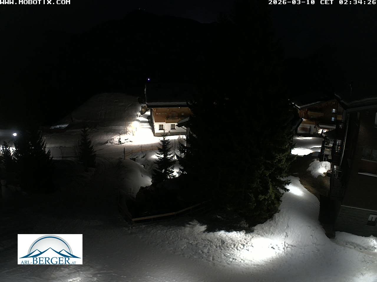 Archived image Webcam Oberlech: guest house Berger