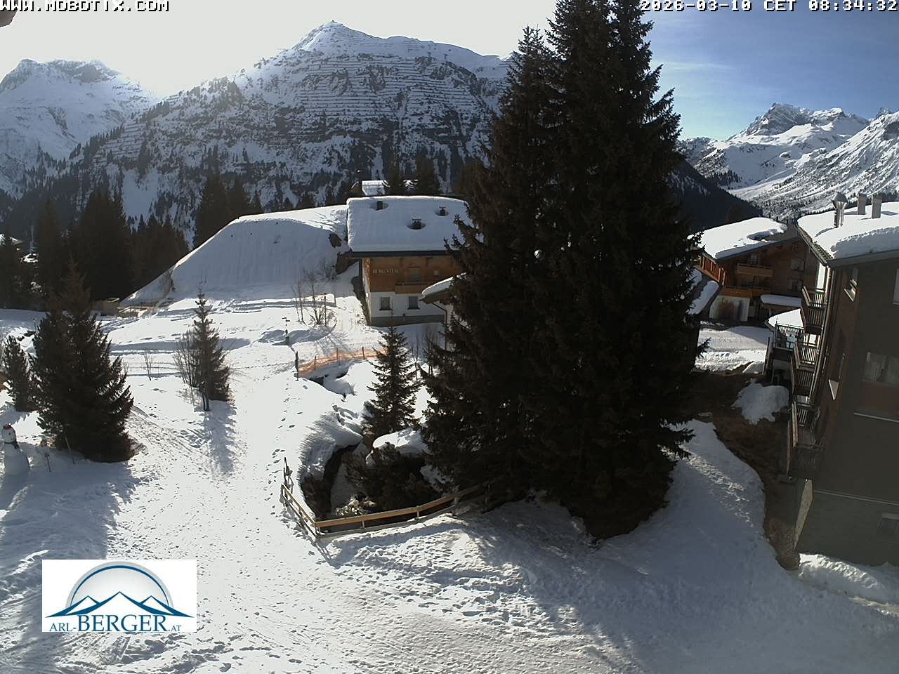 Archiv Foto Webcam Oberlech: Pension Berger