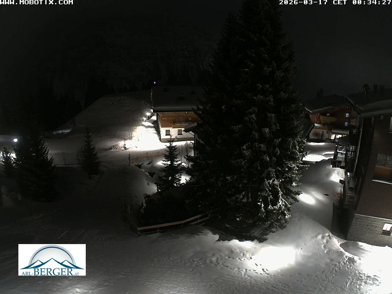 Archiv Foto Webcam Oberlech: Pension Berger