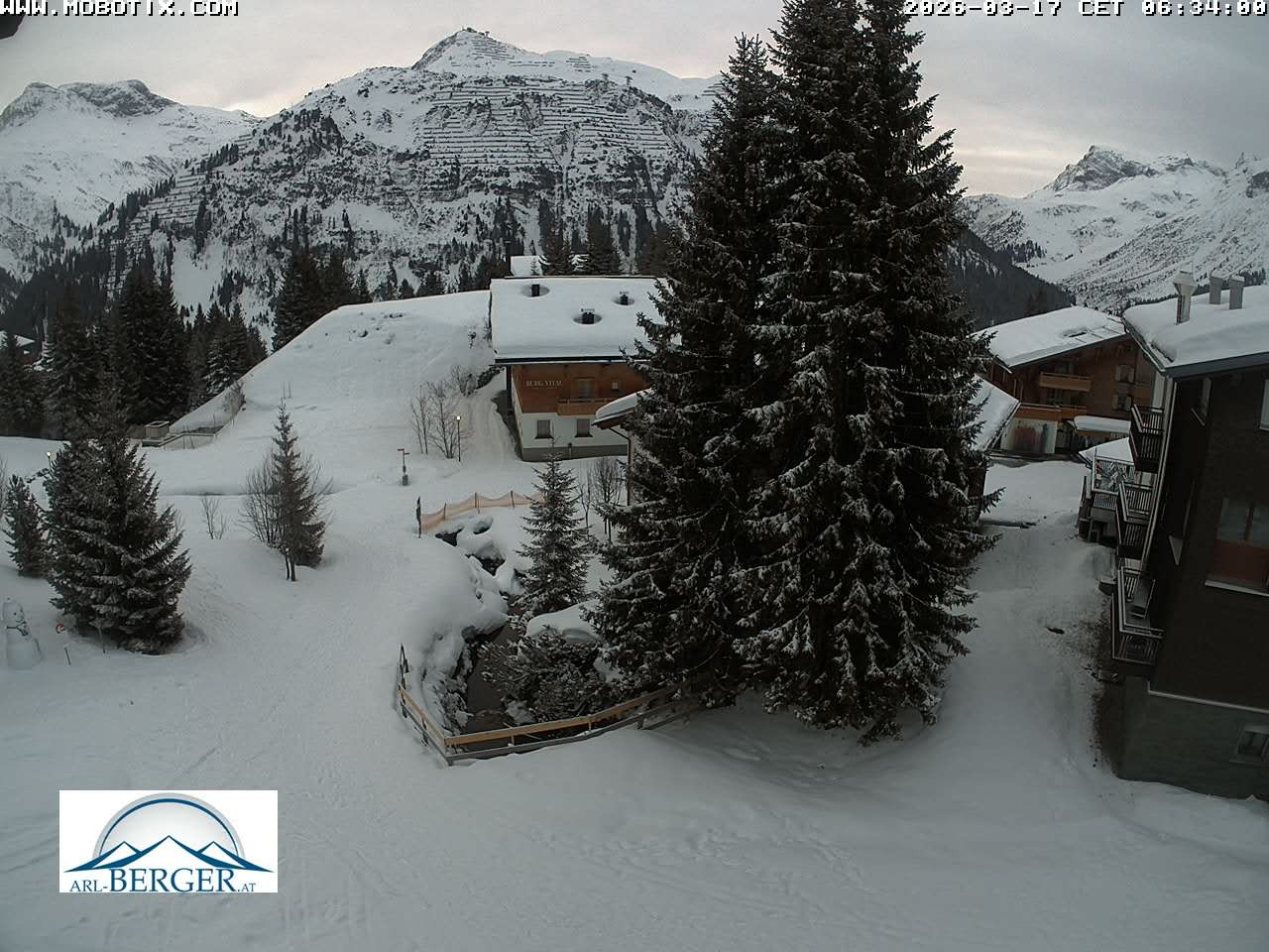 Archiv Foto Webcam Oberlech: Pension Berger