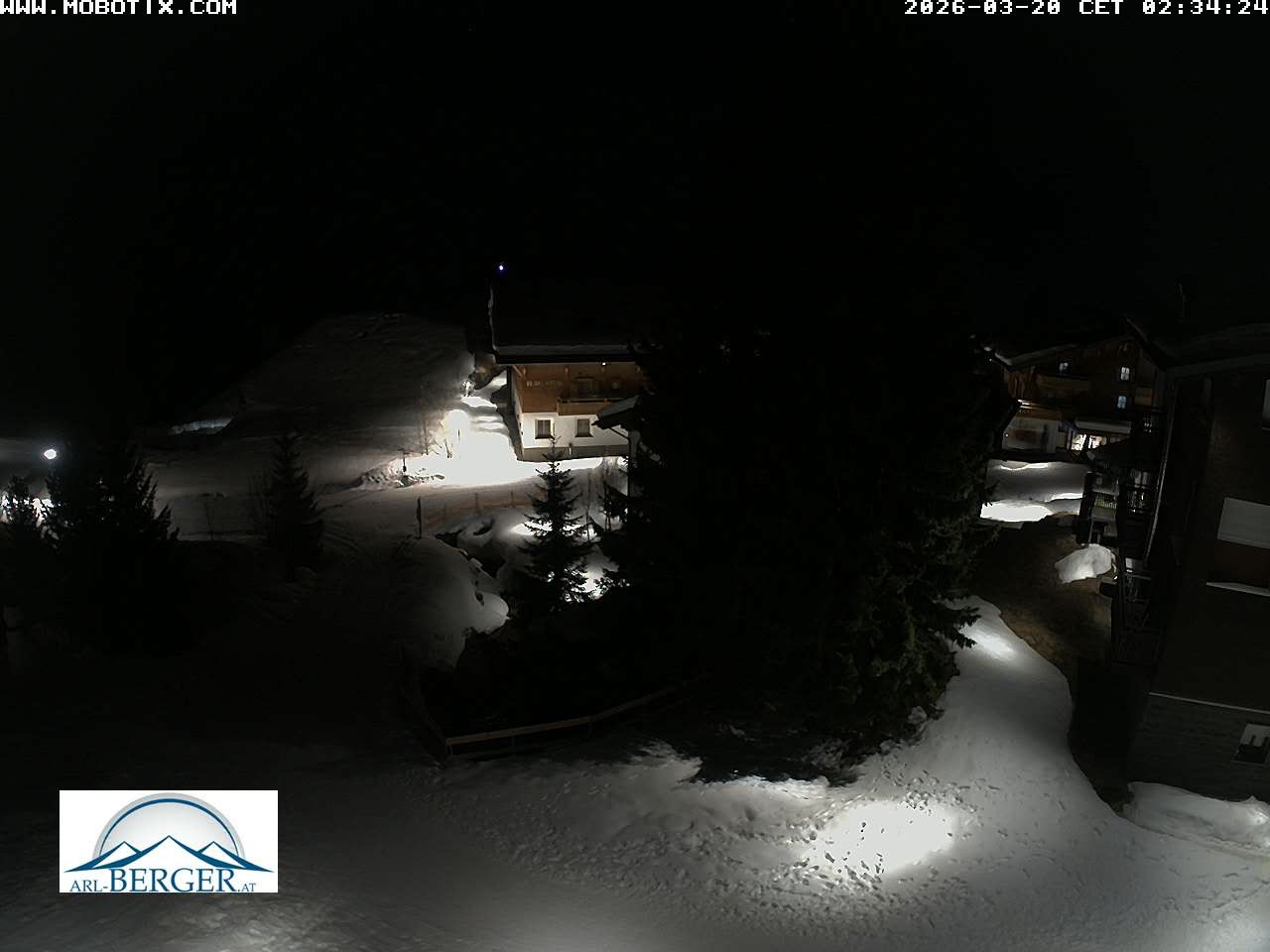 Archived image Webcam Oberlech: guest house Berger