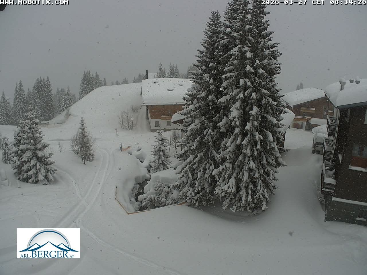 Archiv Foto Webcam Oberlech: Pension Berger