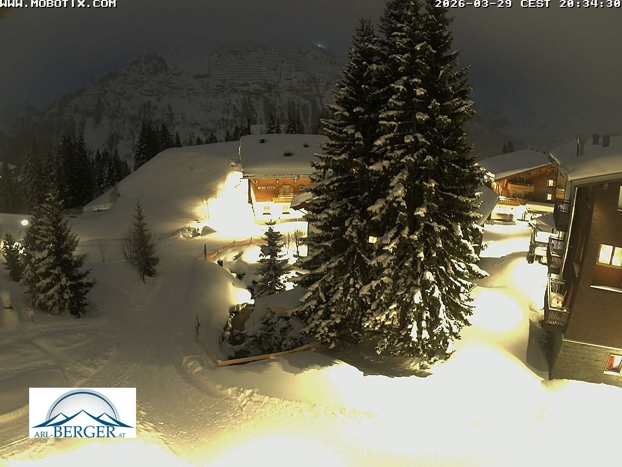 Archiv Foto Webcam Oberlech: Pension Berger