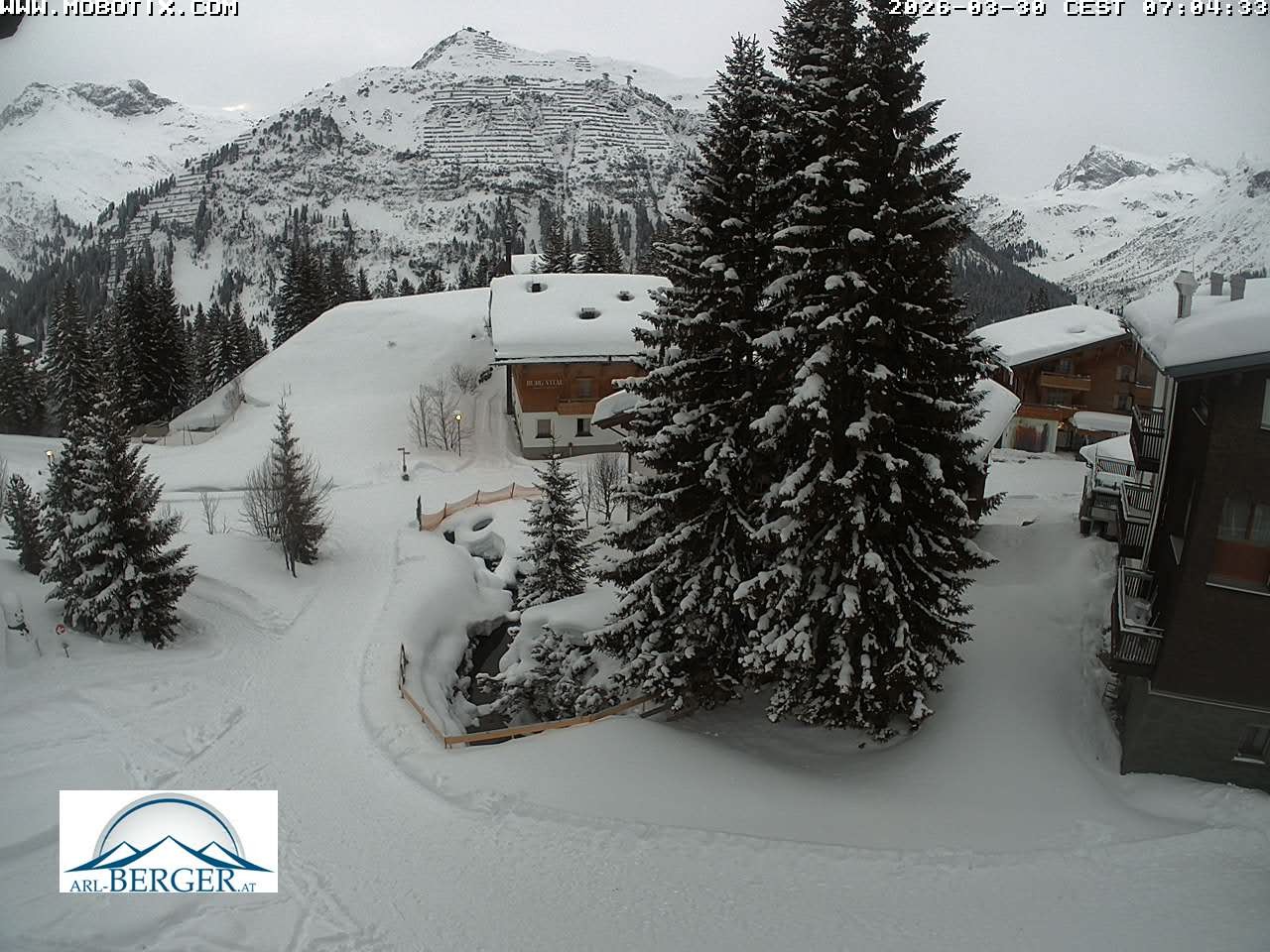 Archiv Foto Webcam Oberlech: Pension Berger