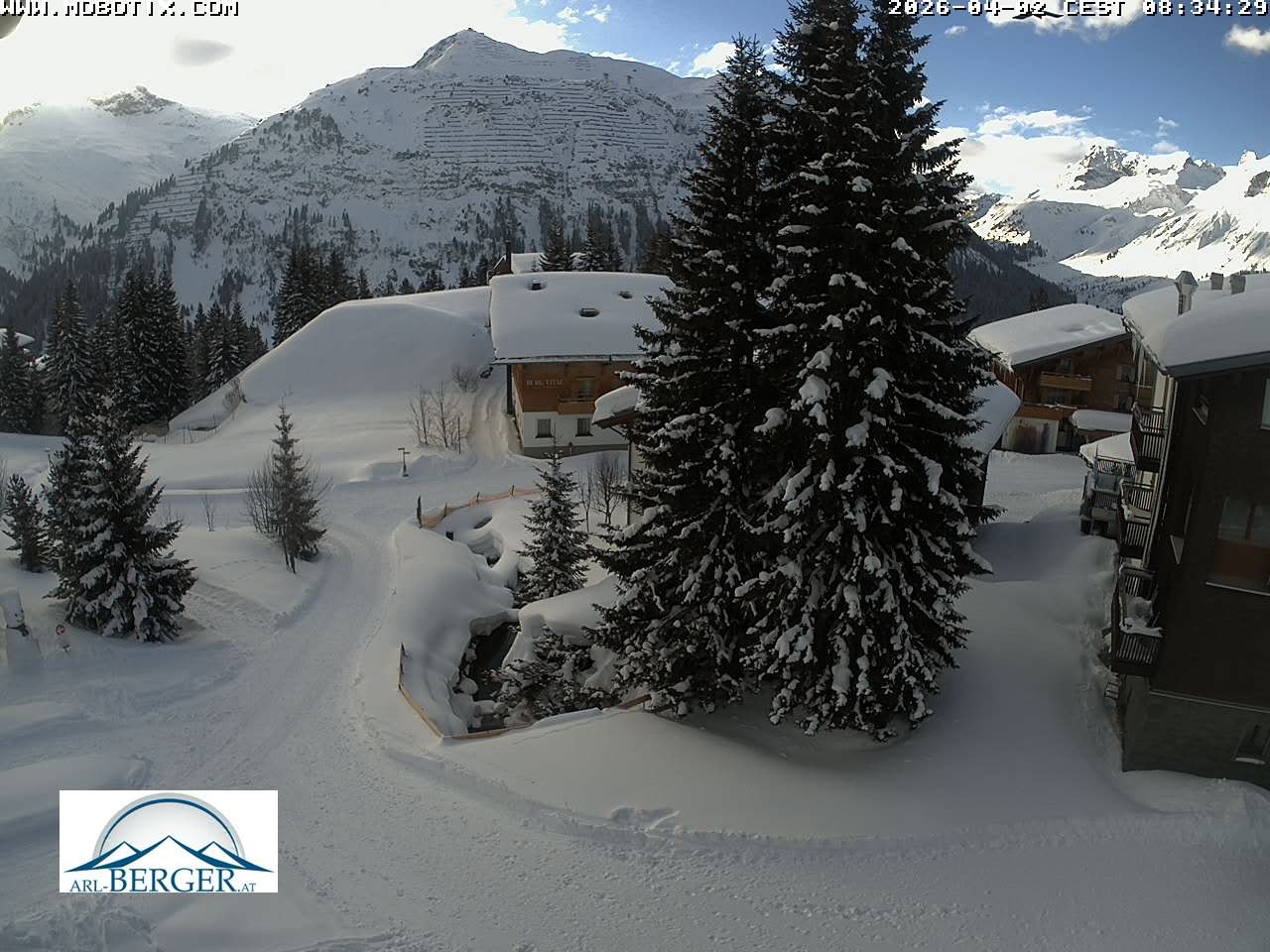 Archiv Foto Webcam Oberlech: Pension Berger