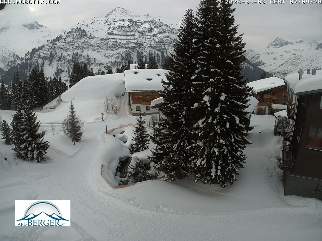 Archiv Foto Webcam Oberlech: Pension Berger