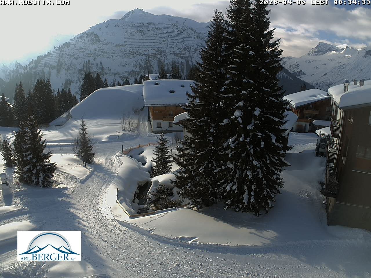 Archiv Foto Webcam Oberlech: Pension Berger
