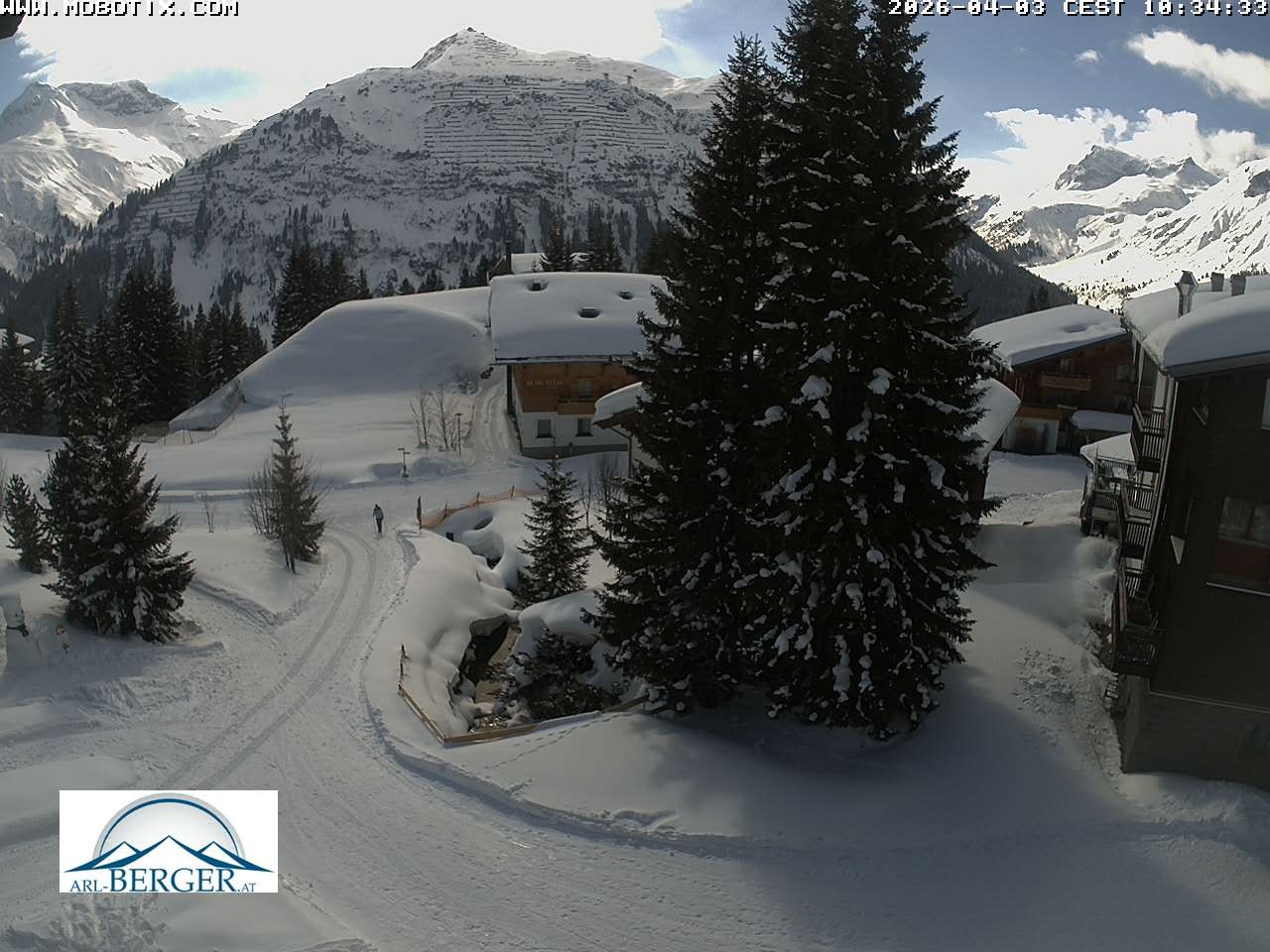 Archiv Foto Webcam Oberlech: Pension Berger