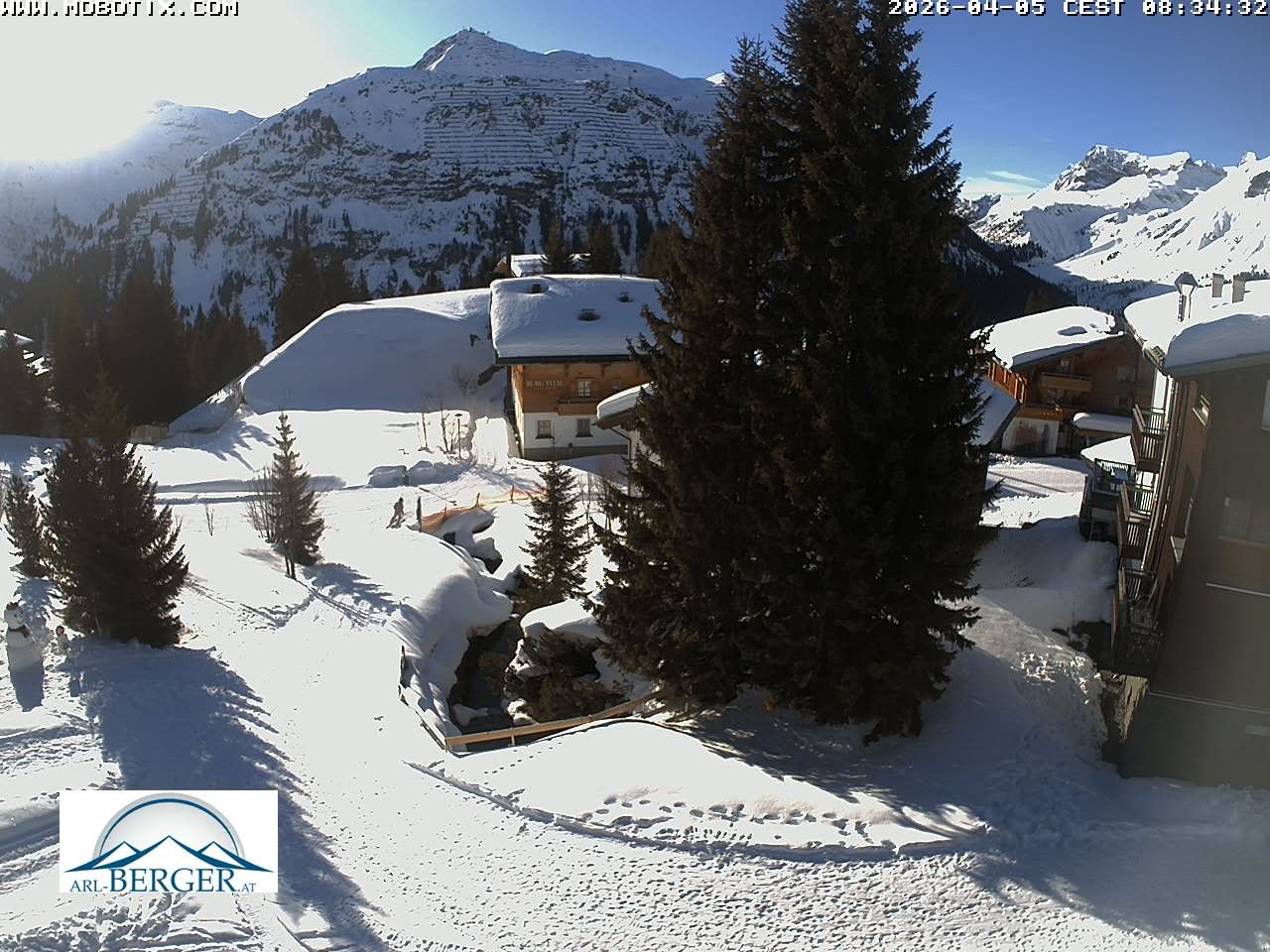 Archiv Foto Webcam Oberlech: Pension Berger