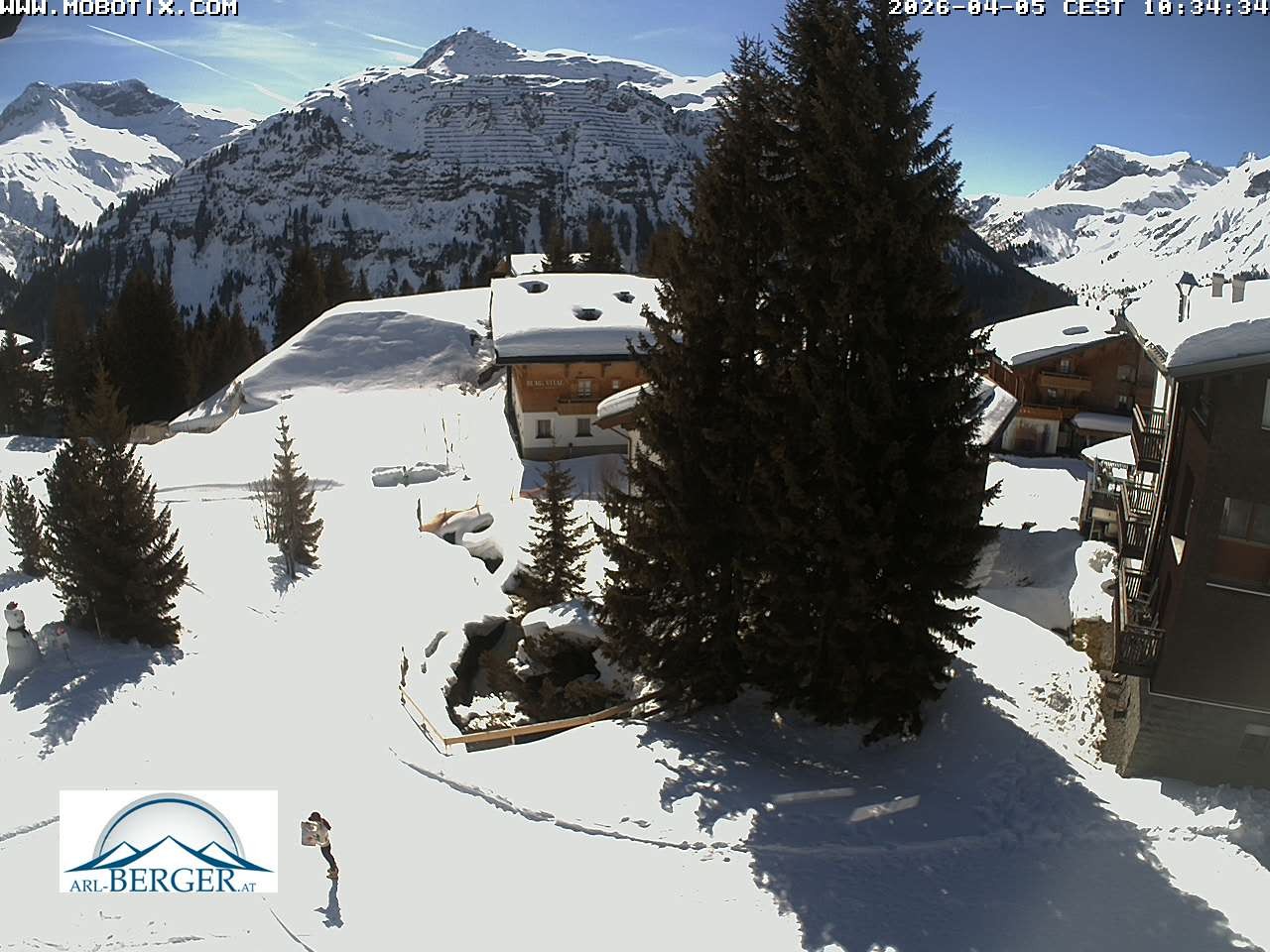 Archiv Foto Webcam Oberlech: Pension Berger