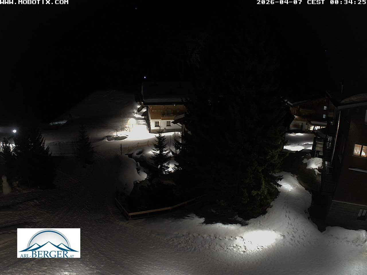 Archiv Foto Webcam Oberlech: Pension Berger