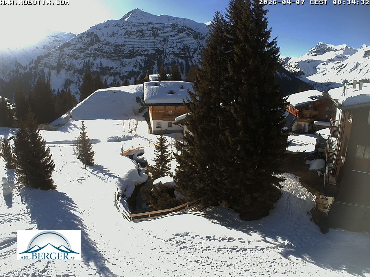 Archiv Foto Webcam Oberlech: Pension Berger