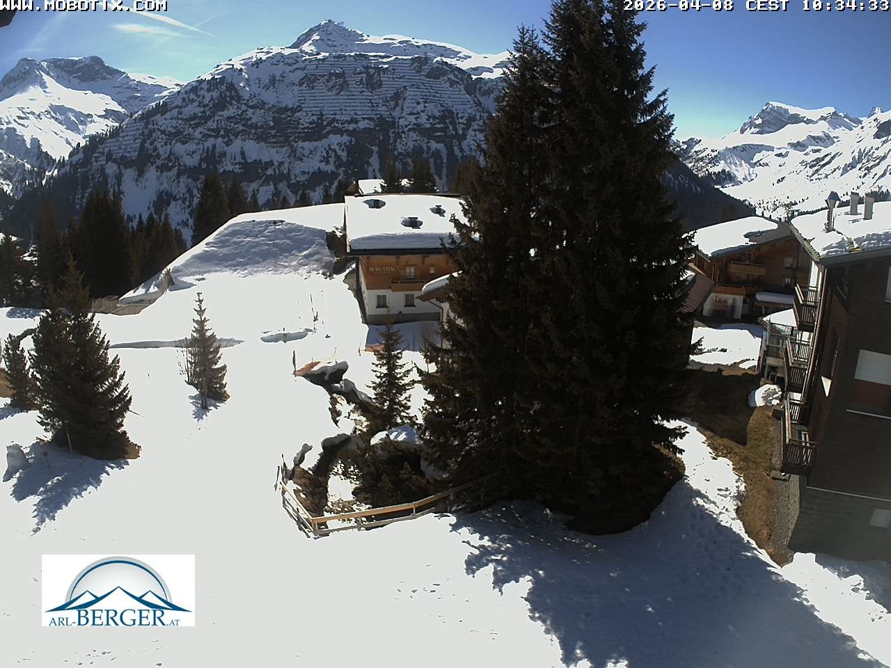 Archiv Foto Webcam Oberlech: Pension Berger