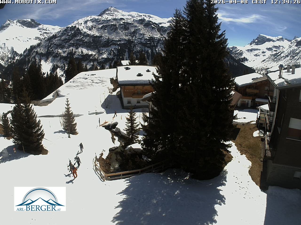 Archiv Foto Webcam Oberlech: Pension Berger
